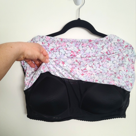 Penningtons floral swim top with crop overlay. - Picture 3 of 6
